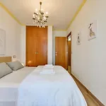 Guzman - Reyna Apartment *